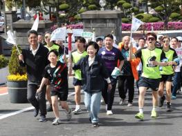 ‘어우러진 도민화합, 백세시대 건강체전’ 제59회 제주도민체전 개막 기사 이미지