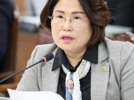 전라남도의회 김화신 도의원, “수출기업 통·번역비 지원 예산, 감액 아닌 실수요 기반 강화해야” 기사 이미지