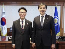 김민석 국무총리·조국 대표, 사회대개혁위원회 운영 방안 논의 기사 이미지