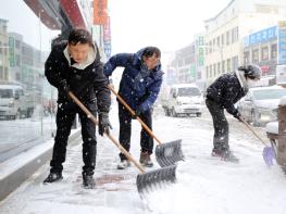주말 폭설 내린 정읍시, 제설작업 실시 기사 이미지