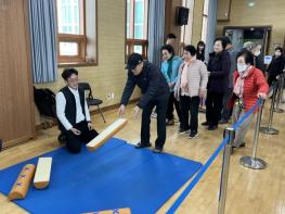 함평군, 설맞이 전통놀이 체험 및 떡국 나눔 행사 성료 기사 이미지