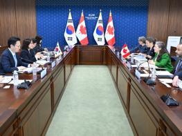 외교부, 한-캐 위기는 공동 대응 기회는 공동 창출 기사 이미지