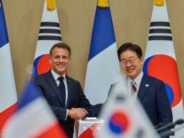 한-프랑스 정상 '호르무즈 해협 내 안전한 해상수송로 확보 협력' 기사 이미지