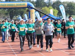 전남대학교, K-민주주의 발원지 전남대서 시민들, 518캠퍼스 마라톤 기사 이미지