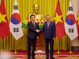 이재명 대통령 '한·베, 2030년 교역 1500억 달러 목표…철도차량 수출' 기사 이미지