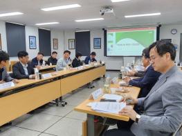 박정훈 식량실장, 군산항 곡물 하역장 등 현장 방문 및 사료업계 의견 청취 기사 이미지