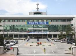 철원군, 5월부터 고독사 예방 ⌜안부살핌 우편서비스⌟본격 시행 기사 이미지