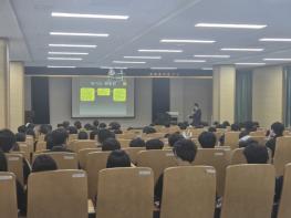 광양시, ‘학교로 찾아가는 지역 산업 전문가(명장) 초청 강의’ 운영 기사 이미지