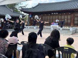 외국인 배낭족 발길 잡았다…천안시, 전주서 ‘K-컬처 박람회’ 홍보 기사 이미지