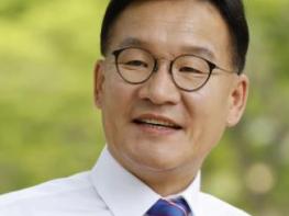 전남도 국고 10조·AI 등 미래산업 뒷받침 강위원 부지사 퇴장 기사 이미지