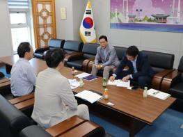 강문성 전남광주특별시의원, 기업ㆍ노동계 만나 여수산단 위기 해법 모색 기사 이미지