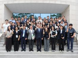 전남대 전남광주인문사회연구원, 학술연구교수 21명 임명… “학문후속세대 양성 및 융복합 연구 본격화” 기사 이미지