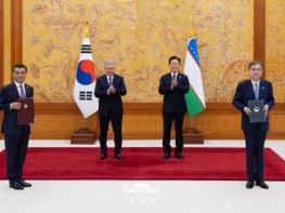 한·우즈벡, 협정·MOU 등 13건 체결…양국간 협력 폭 확대 기사 이미지
